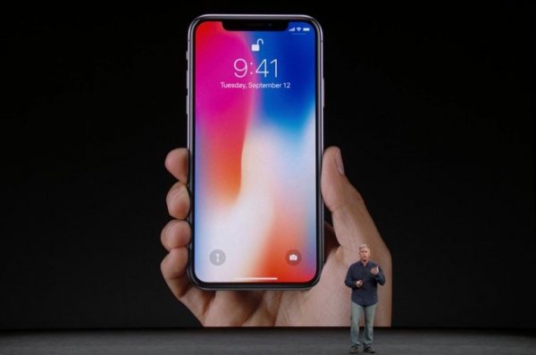 Apple iPhone X con panel OLED ya es oficial