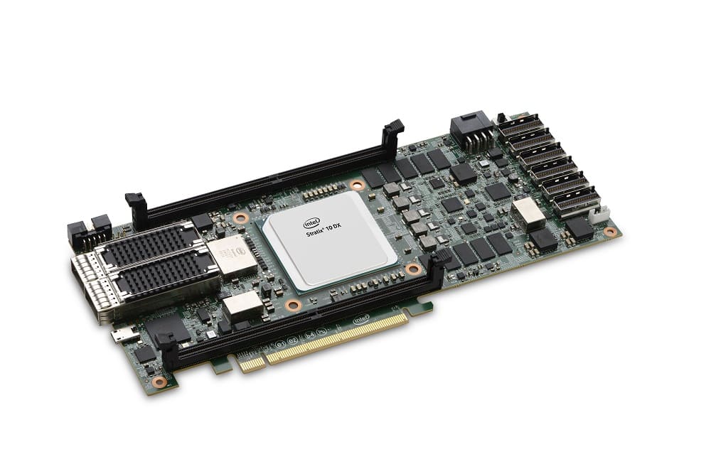 NP: Intel anuncia el lanzamiento de los nuevos FPGA Stratix 10 DX; VMware, entre sus primeros partners