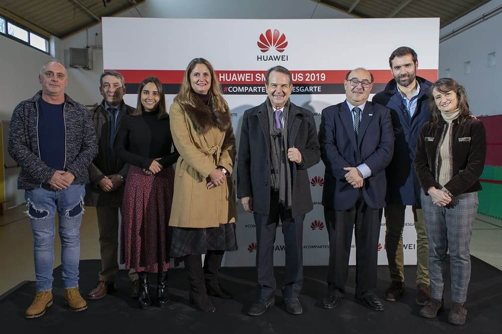 NP: El Smartbus de Huawei España recorre las escuelas gallegas para fomentar la educación y responsabilidad digital