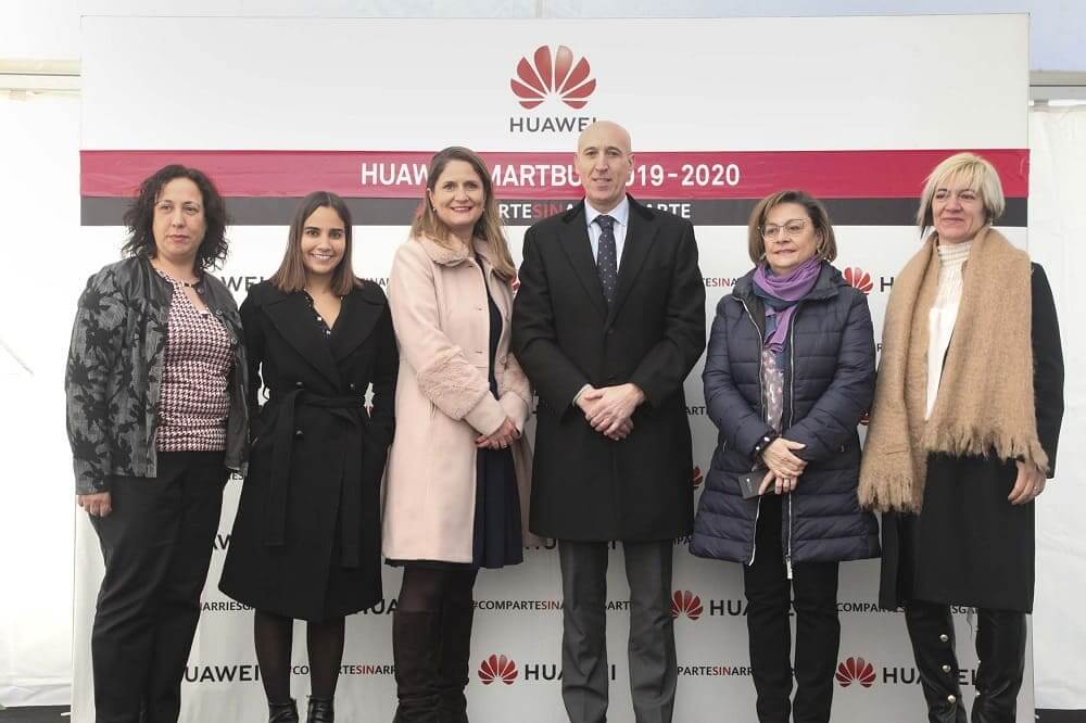 NP: El Smartbus de Huawei España recorre las escuelas leonesas para fomentar la educación y responsabilidad digital