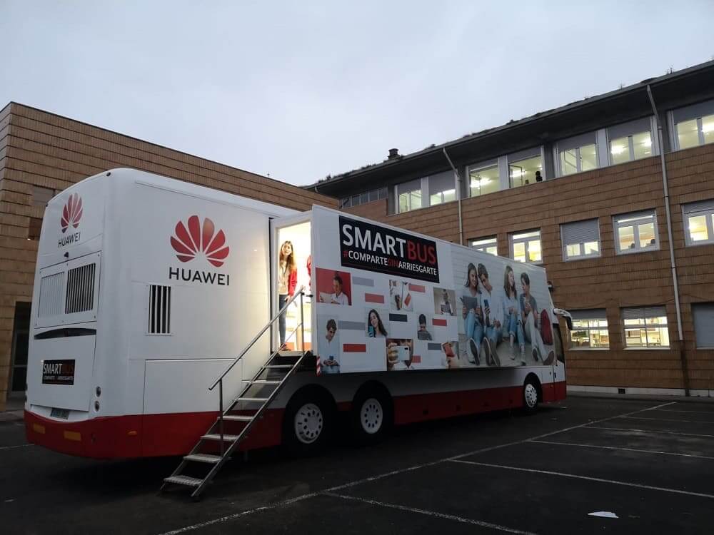 NP: El Smartbus de Huawei España llega a Asturias para fomentar la educación y la responsabilidad digital