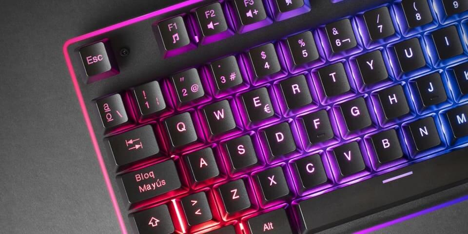NP: MK320 teclado RGB definitivo
