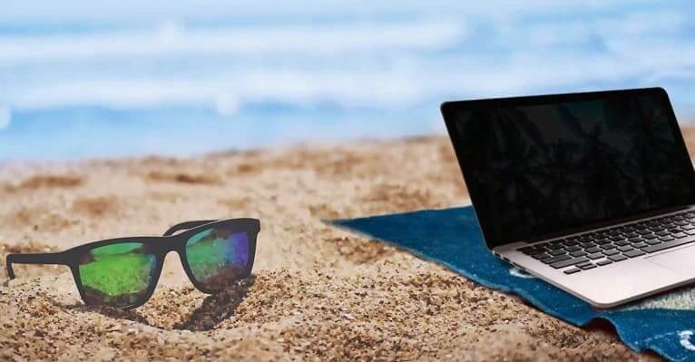 Cómo teletrabajar desde la playa o la montaña de forma #cibersegura en este atípico verano