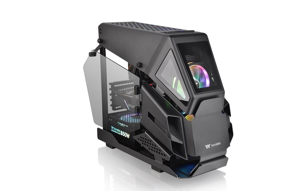 Chasis Micro-ATX Thermaltake AH T200 ya disponible para su compra