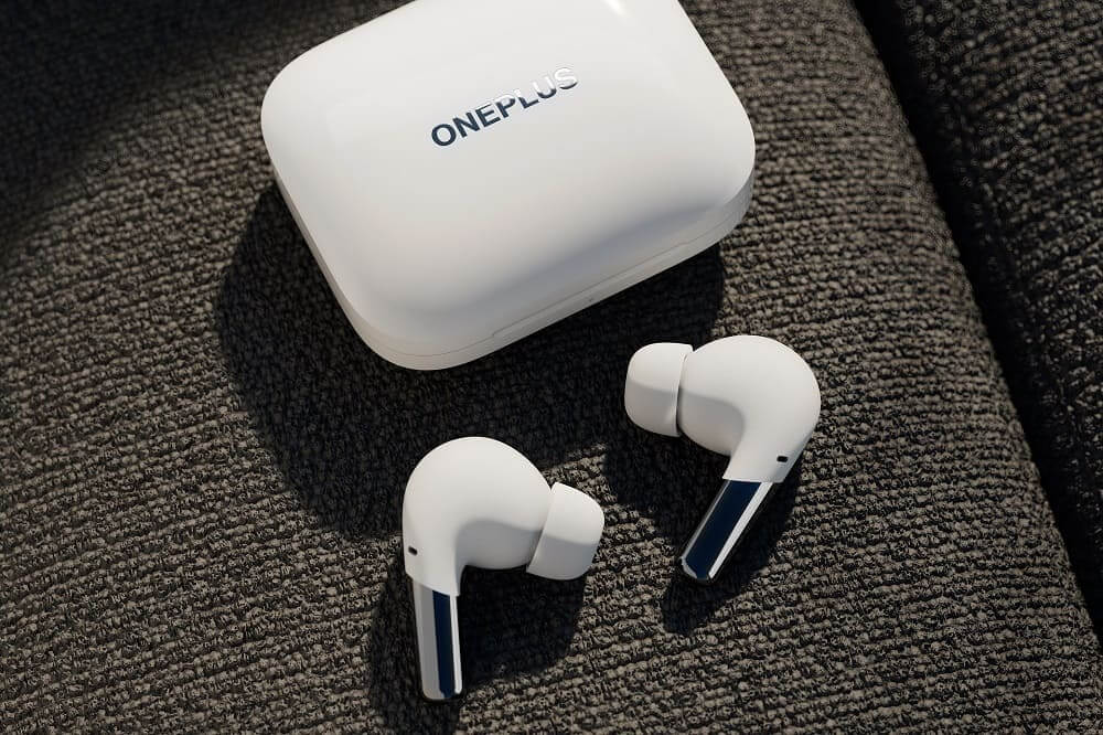 OnePlus se introduce en el segmento de audio premium con los nuevos auriculares true wireless OnePlus Buds Pro
