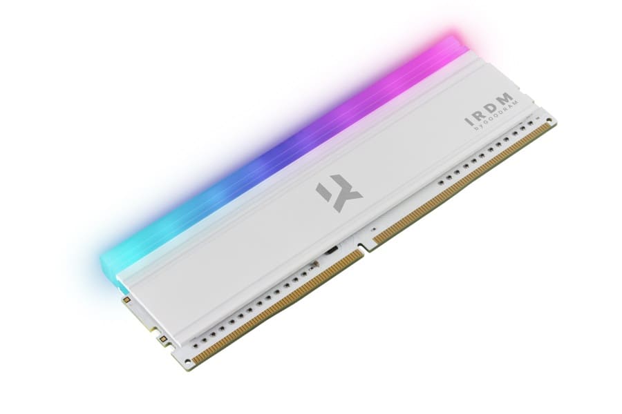 IRDM RGB White DDR4: Los módulos blancos con retroiluminación RGB se incorporan a la gama de la marca polaca
