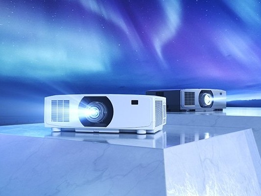 Sharp anuncia su nuevo proyector láser NEC PV800UL con un brillo de 8.000 lúmenes ANSI