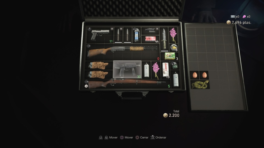 Captura del inventario de Resident Evil 4 Remake