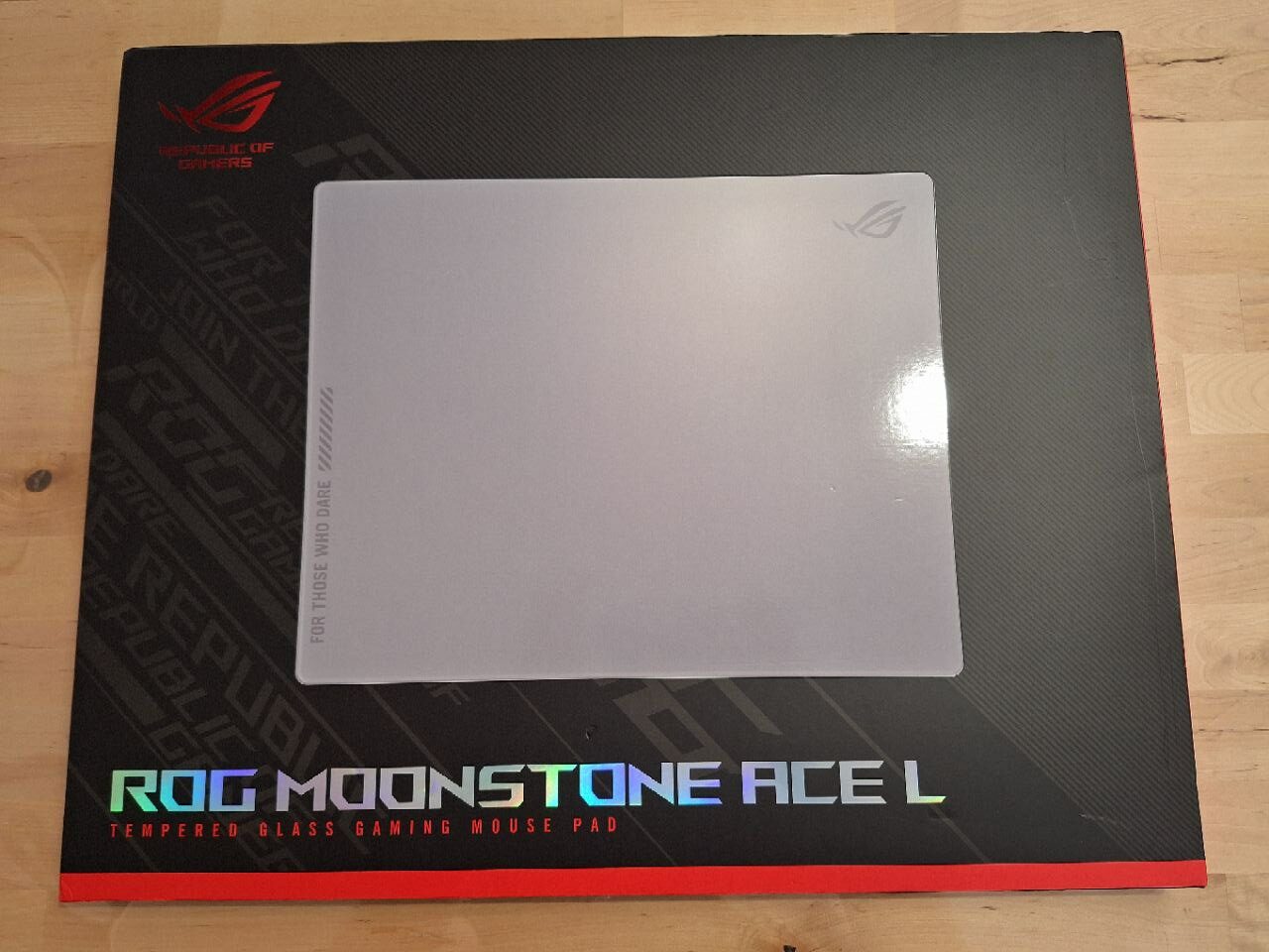 Análisis Asus ROG Moonstone Ace L - Más cristal templado