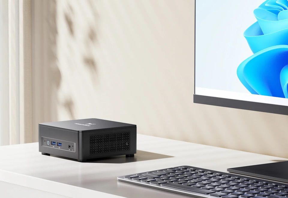 Minisforum presenta su nuevo UM760 Slim, un potente y diminuto mini PC