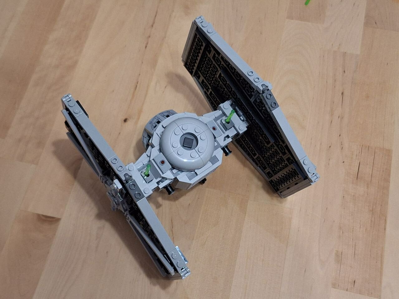 Análisis LEGO Star Wars TIE Fighter y X-Wing Fusionados