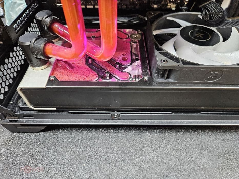 EK Water Blocks lanza el Quantum Surface Kinetics 240: refrigeración líquida personalizada con instalación simplificada EK Water Blocks lanza el Quantum Surface Kinetics 240: refrigeración líquida personalizada con instalación simplificada