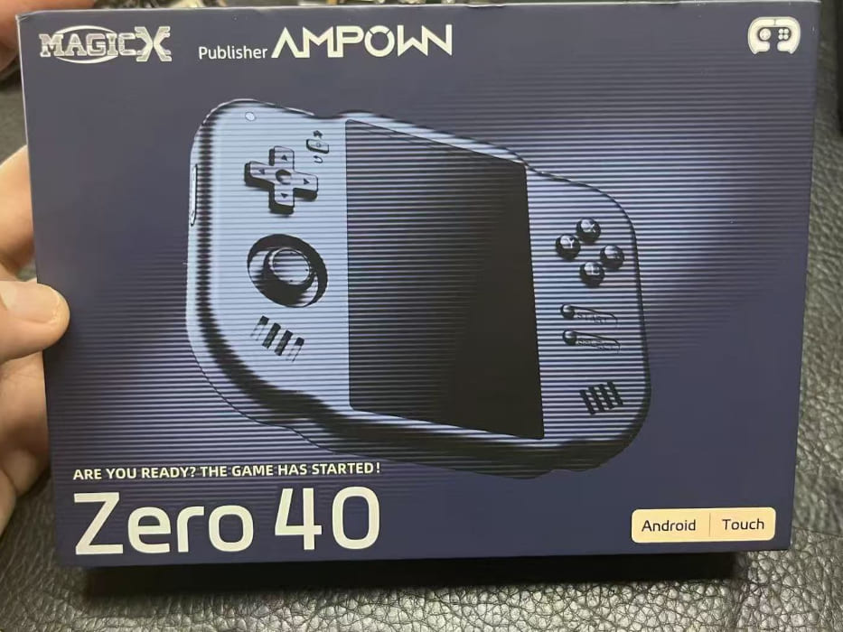 MagicX Zero 40 saldrá a la venta el 17 de junio: consola retro vertical con pantalla de 4″ y gran autonomía por 75 dólares
