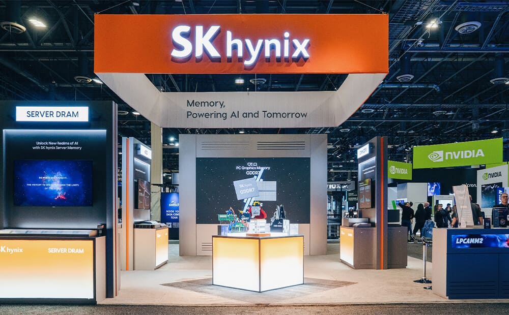 SK Hynix muestra su arsenal de memorias HBM4, CMM-DDR5 y SSDs de 61 TB para IA en el Dell Technologies World 2025 SK Hynix muestra su arsenal de memorias HBM4, CMM-DDR5 y SSDs de 61 TB para IA en el Dell Technologies World 2025
