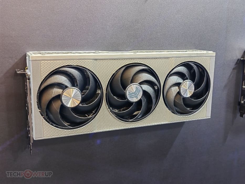 Sapphire presenta mini PCs Edge AI, GPUs RX 9060 XT y placas PhantomLink en Computex 2025 Sapphire presenta mini PCs Edge AI, GPUs RX 9060 XT y placas PhantomLink en Computex 2025