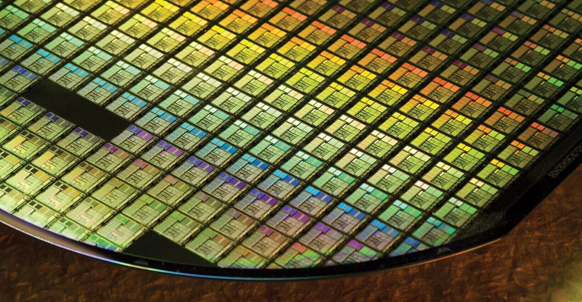 TSMC avanza con el nodo de 2 nm: demanda sin precedentes y AMD ya trabaja con la tecnología N2 para su próximo EPYC “Venice” TSMC avanza con el nodo de 2 nm: demanda sin precedentes y AMD ya trabaja con la tecnología N2 para su próximo EPYC “Venice”
