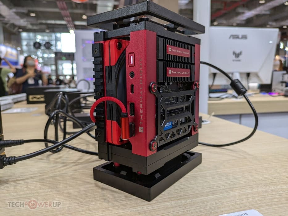 Thermalright sorprende en Computex 2025 con mini PCs, AIOs personalizados y una PSU de 3000W Thermalright sorprende en Computex 2025 con mini PCs, AIOs personalizados y una PSU de 3000W