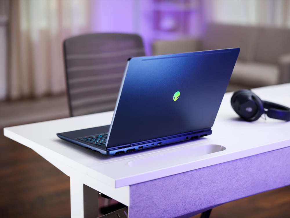 Alienware Aurora 16: el portátil gaming más asequible de Dell llega con recortes y RTX 3050 Alienware Aurora 16: el portátil gaming más asequible de Dell llega con recortes y RTX 3050