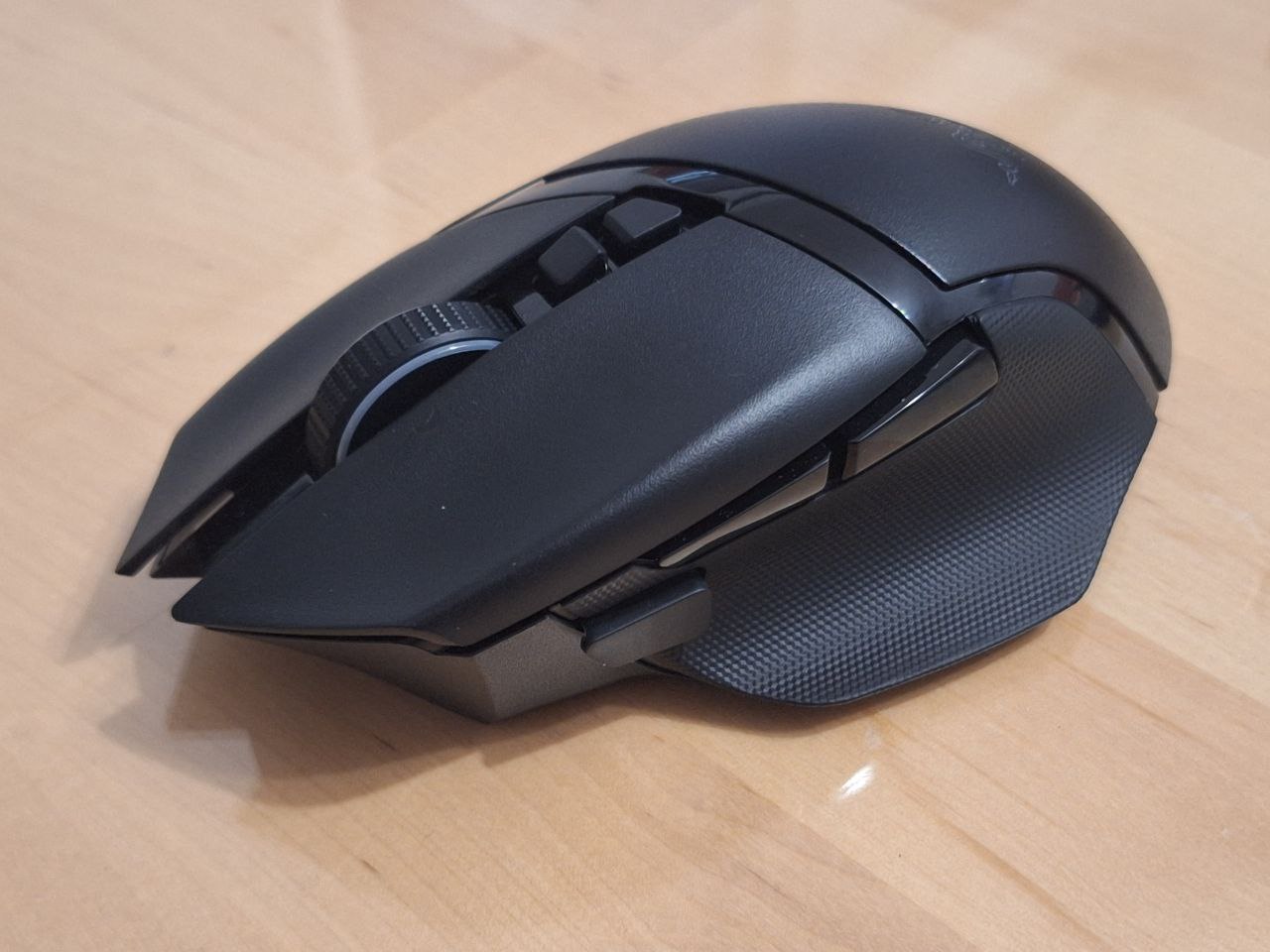 Análisis Razer Basilisk V3 Pro 35K: precisión extrema, batería de 210 h y personalización total Análisis Razer Basilisk V3 Pro 35K: precisión extrema, batería de 210 h y personalización total