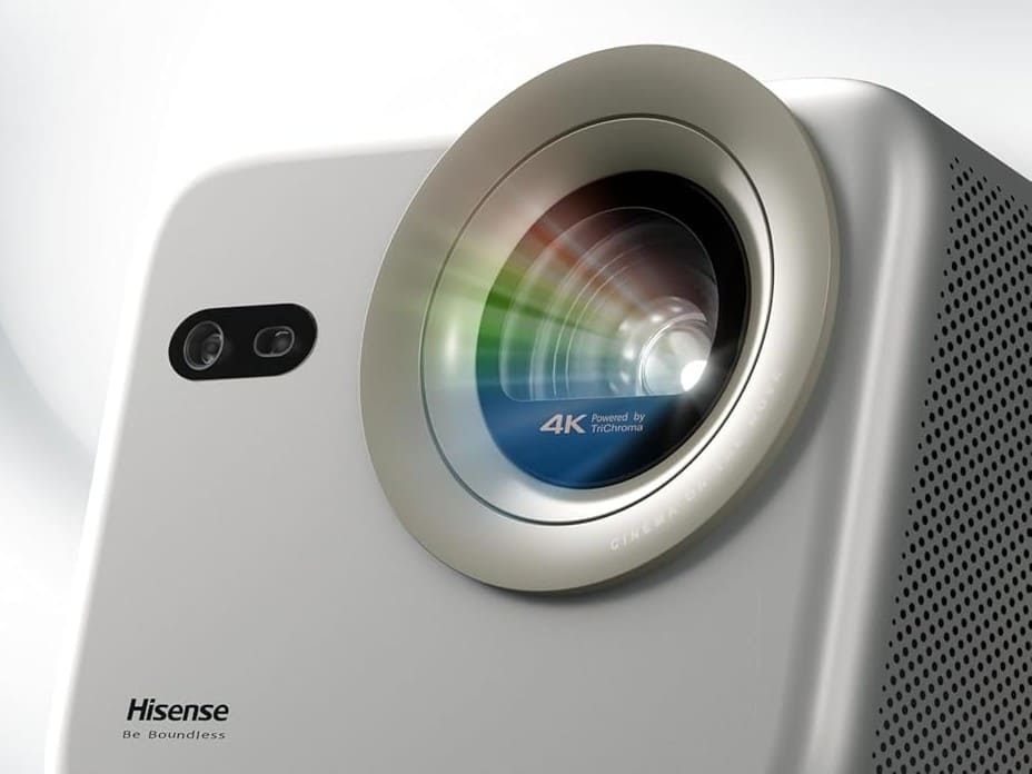 Hisense lanza el proyector M2 Pro 4K con triple láser, 240 Hz y hasta 200 pulgadas de proyección