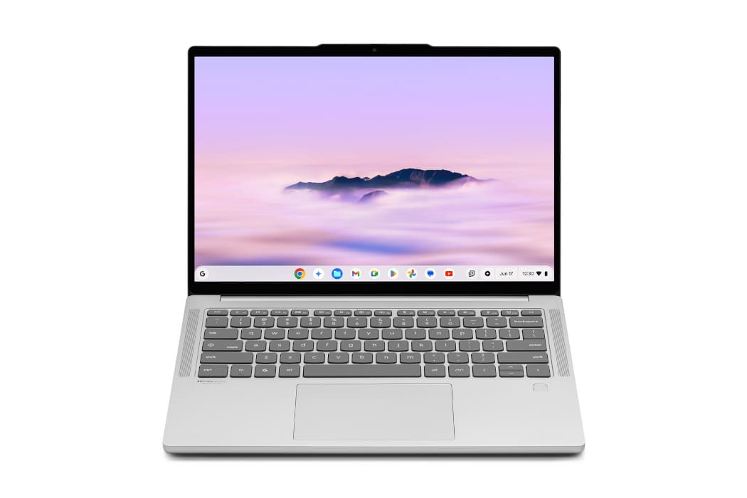 Lenovo Chromebook Plus 14 (10th Gen): pantalla OLED, IA integrada y hasta 17 horas de autonomía