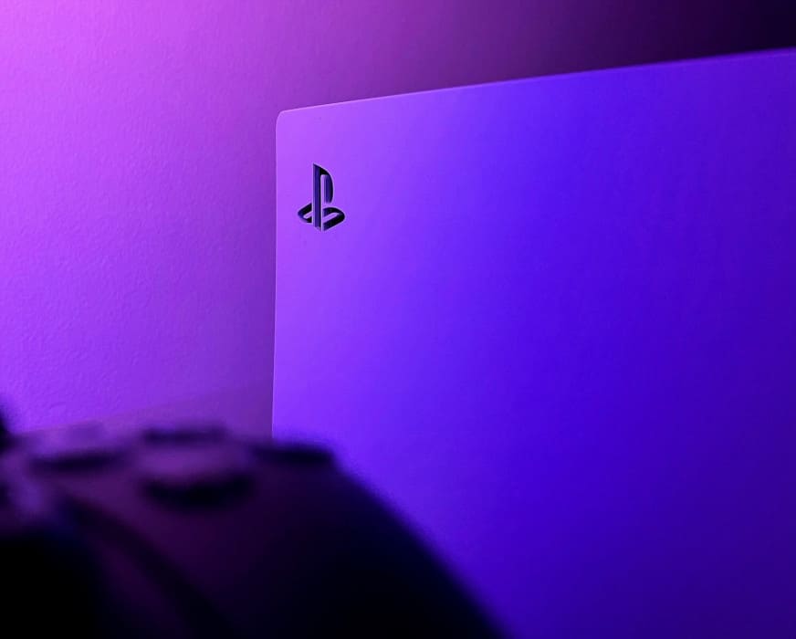 El fallo térmico de la PS5 vuelve a la palestra: el metal líquido podría estar dañando consolas