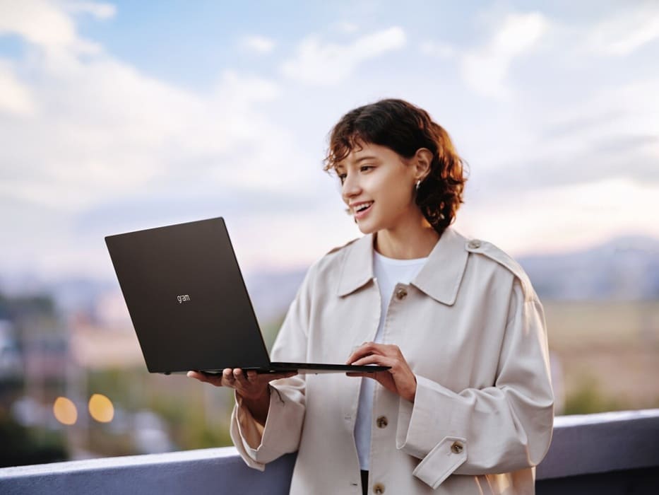 LG gram Pro 2025: portabilidad extrema con IA híbrida, RTX 5050 y hasta 27 horas de autonomía