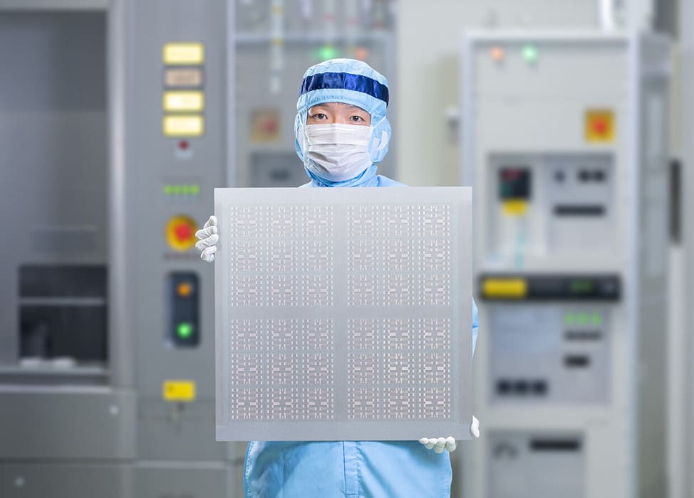 Nikon lanza el sistema DSP-100 para encapsulado avanzado de semiconductores sin fotomáscaras