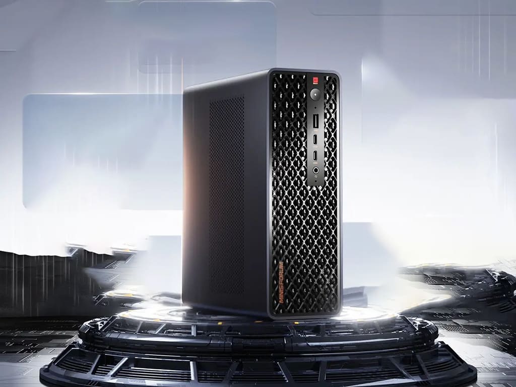 Minisforum presenta el MS-S1 Max con AMD Strix Halo y USB4 V2 a 80 Gbps