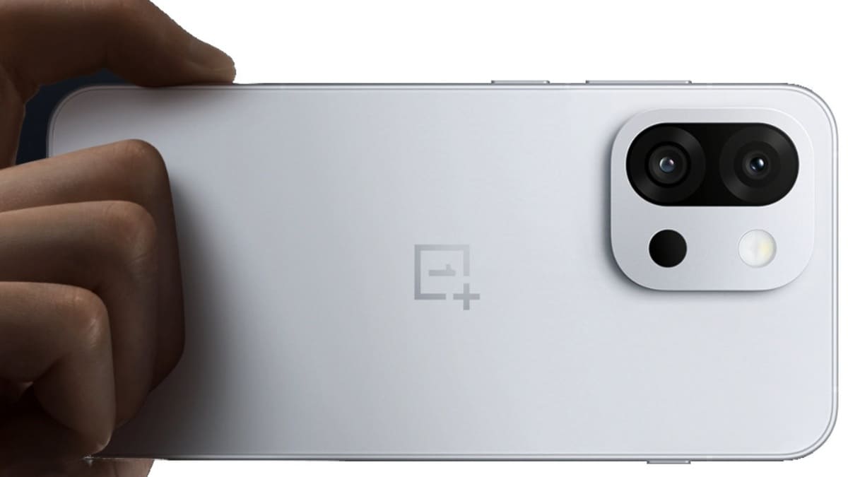 OnePlus 15: filtraciones apuntan a recortes en cámaras y motor háptico