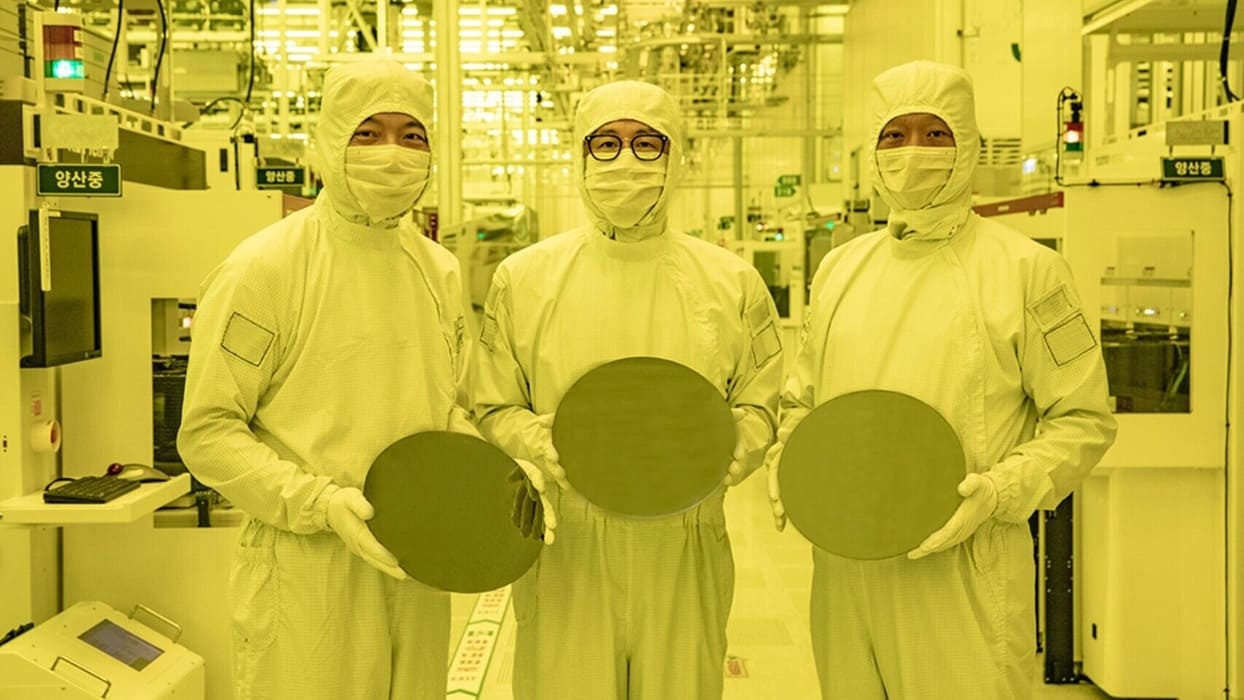 Samsung baja el precio de las obleas de 2 nm un 33% para competir con TSMC