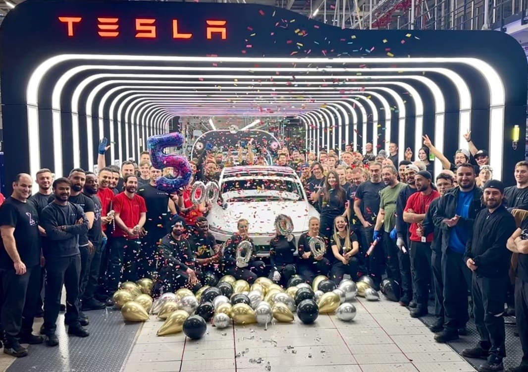 Tesla acelera la producción en Giga Berlin para responder a la demanda europea