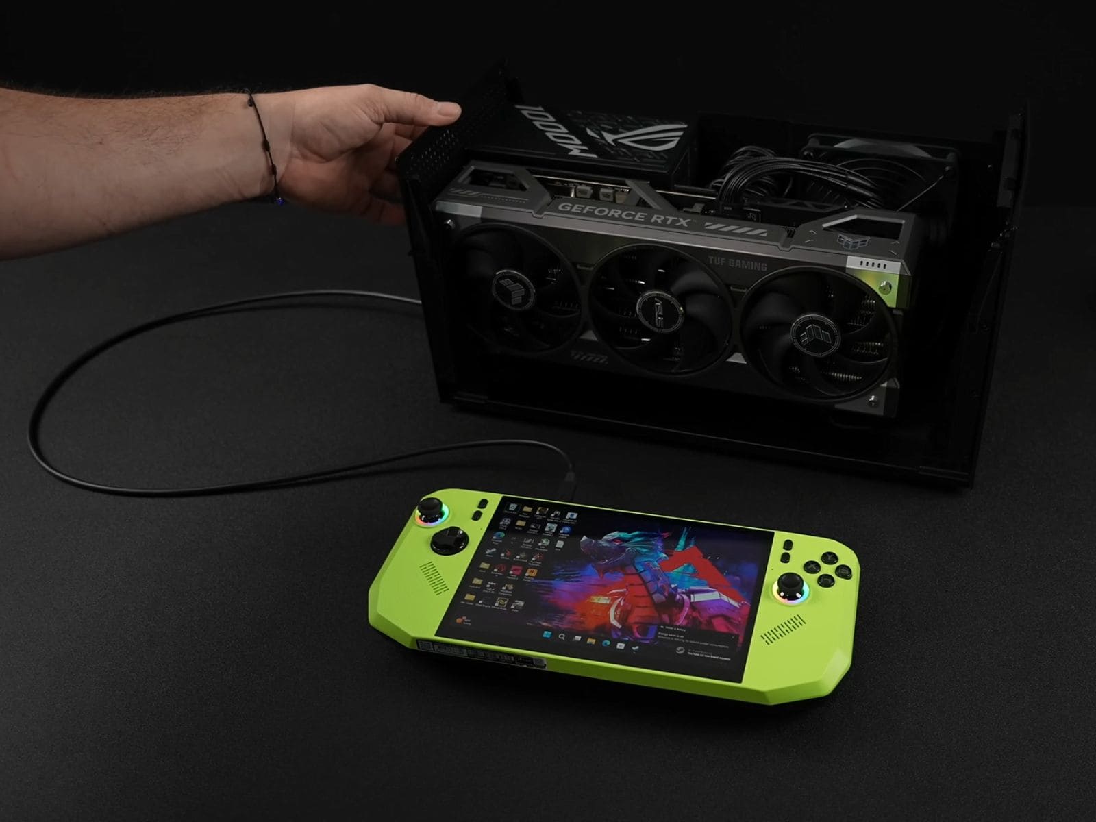 Razer Core X V2 sorprende en pruebas con RTX 5090 y Thunderbolt 5