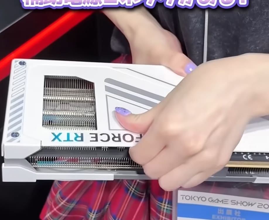MSI muestra prototipo de GPU con conector 12V-2×6 oculto bajo el disipador