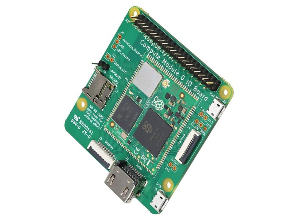Raspberry Pi CM0: nuevo Compute Module económico con Wi-Fi y eMMC