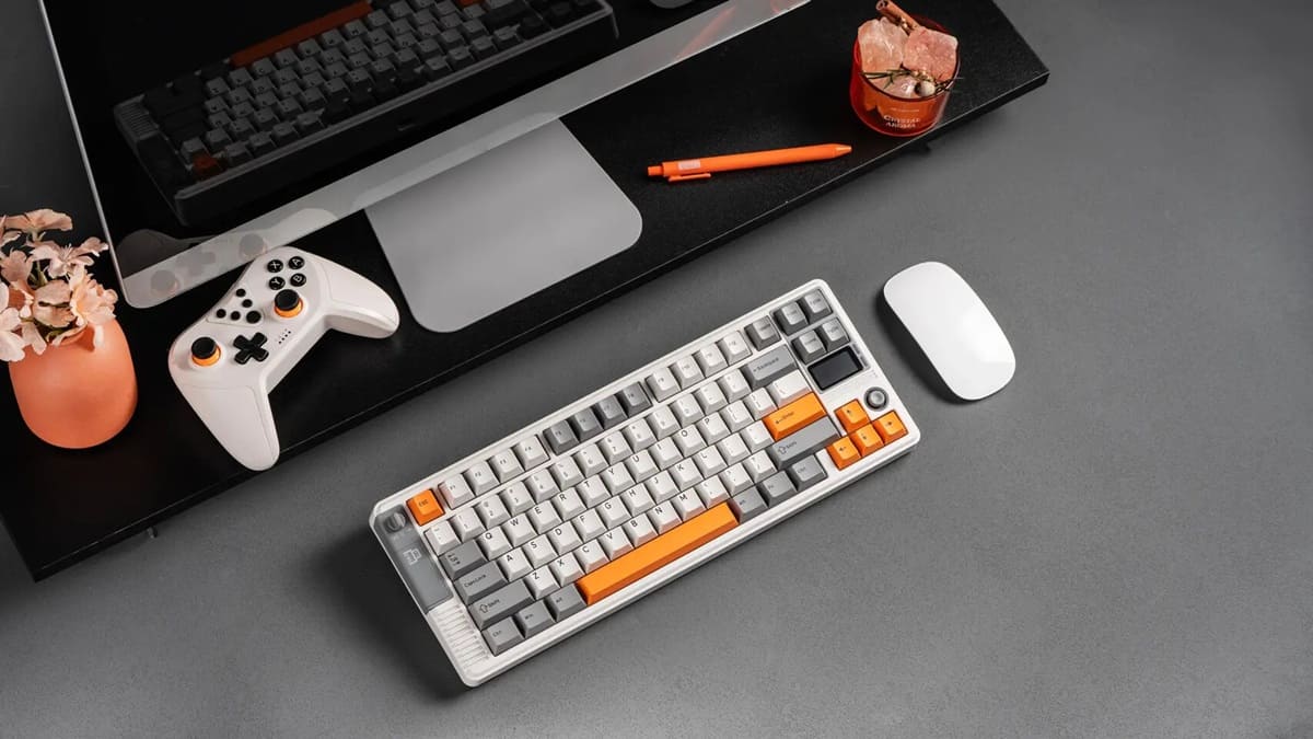 Epomaker RT85: teclado mecánico retro con pantalla TFT, joystick y gasket de 5 capas