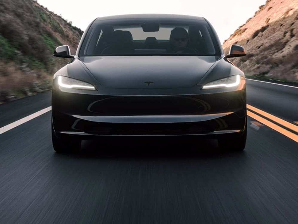 Tesla lanza por sorpresa el nuevo Model 3 Standard, su versión más económica con 321 millas de autonomía