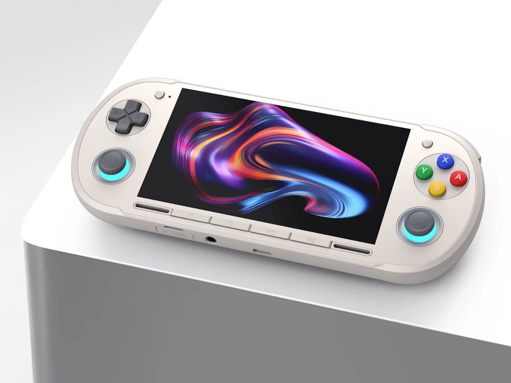 Retroid abre reservas de la Pocket 6 con pantalla AMOLED de 120 Hz y Snapdragon 8 Gen 2