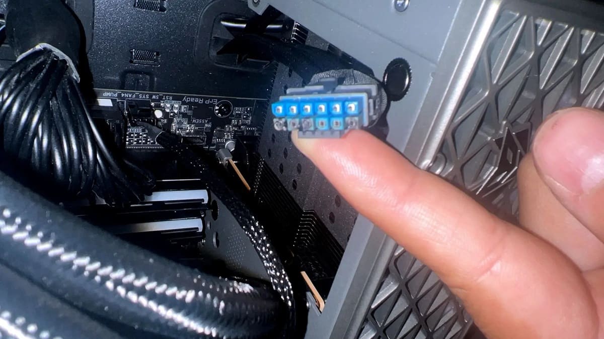 Nuevo fallo del conector 12V-2x6 afecta a una Sapphire Radeon RX 9700 XT NITRO+