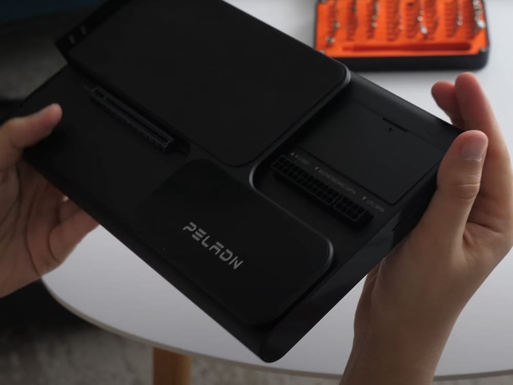 Thunderbolt 5 se enfrenta a OCuLink: las nuevas eGPU ya están disponibles, pero aún no alcanzan el ancho de banda ideal