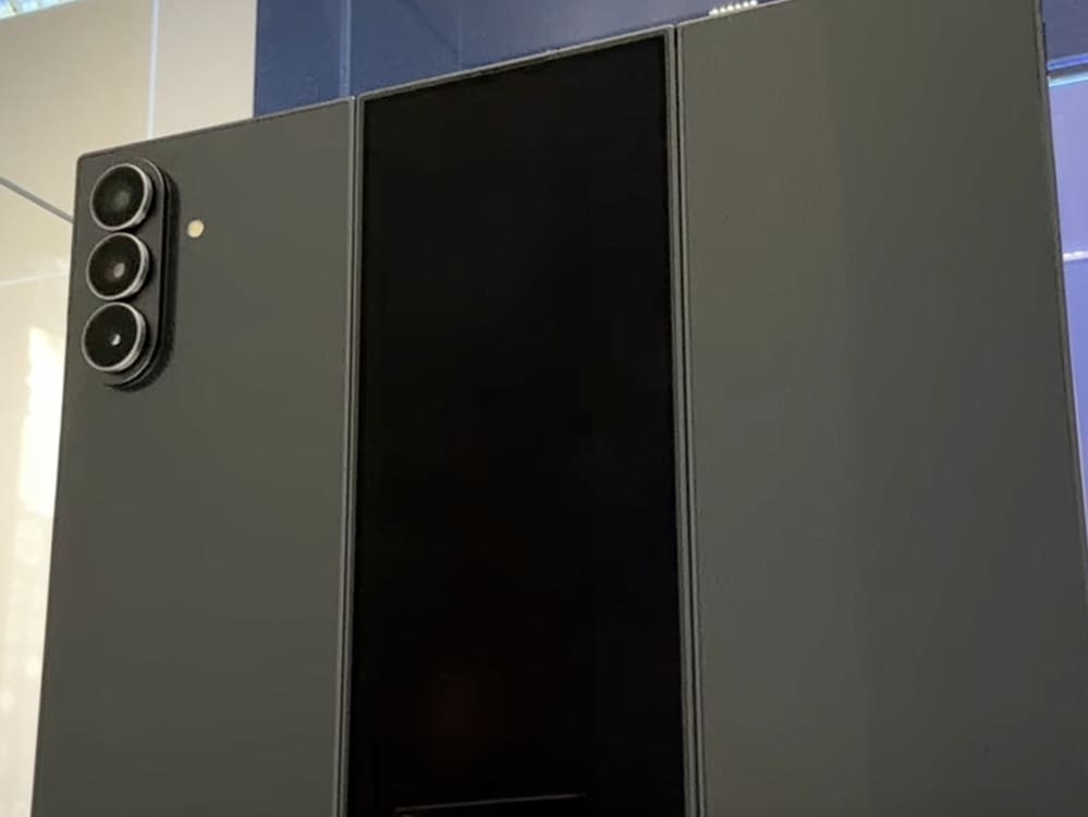 Galaxy Z TriFold: el primer smartphone triple pantalla de Samsung costará 3.000 dólares