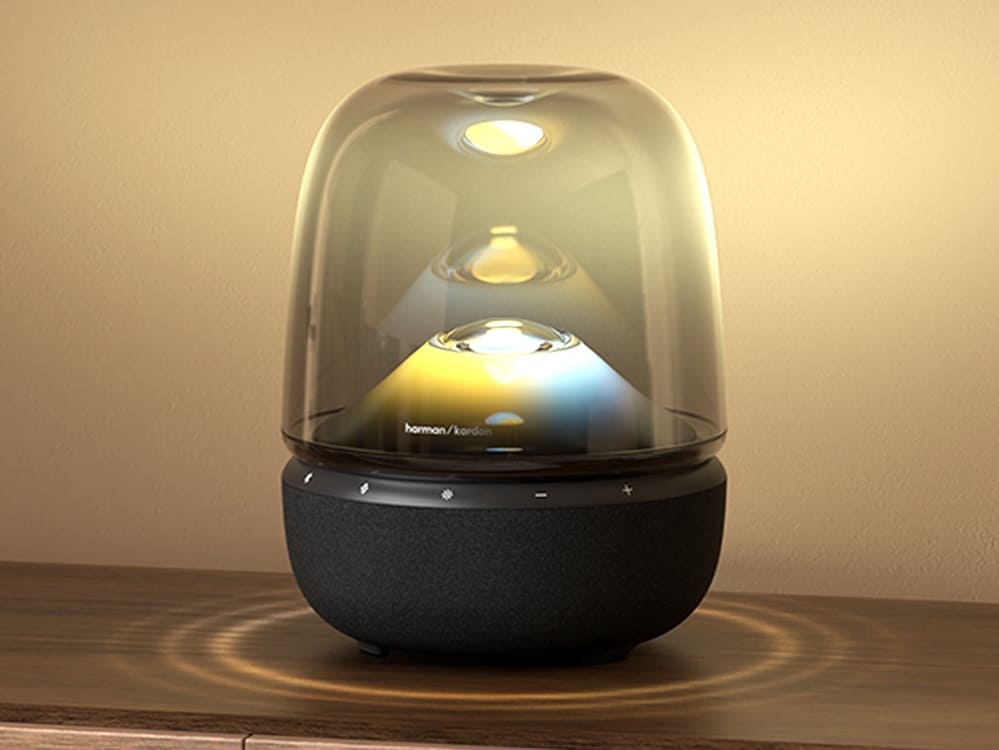 Harman Kardon Aura Studio 5: altavoz Bluetooth 360° con 160W y efectos de luz personalizables por 46.200¥