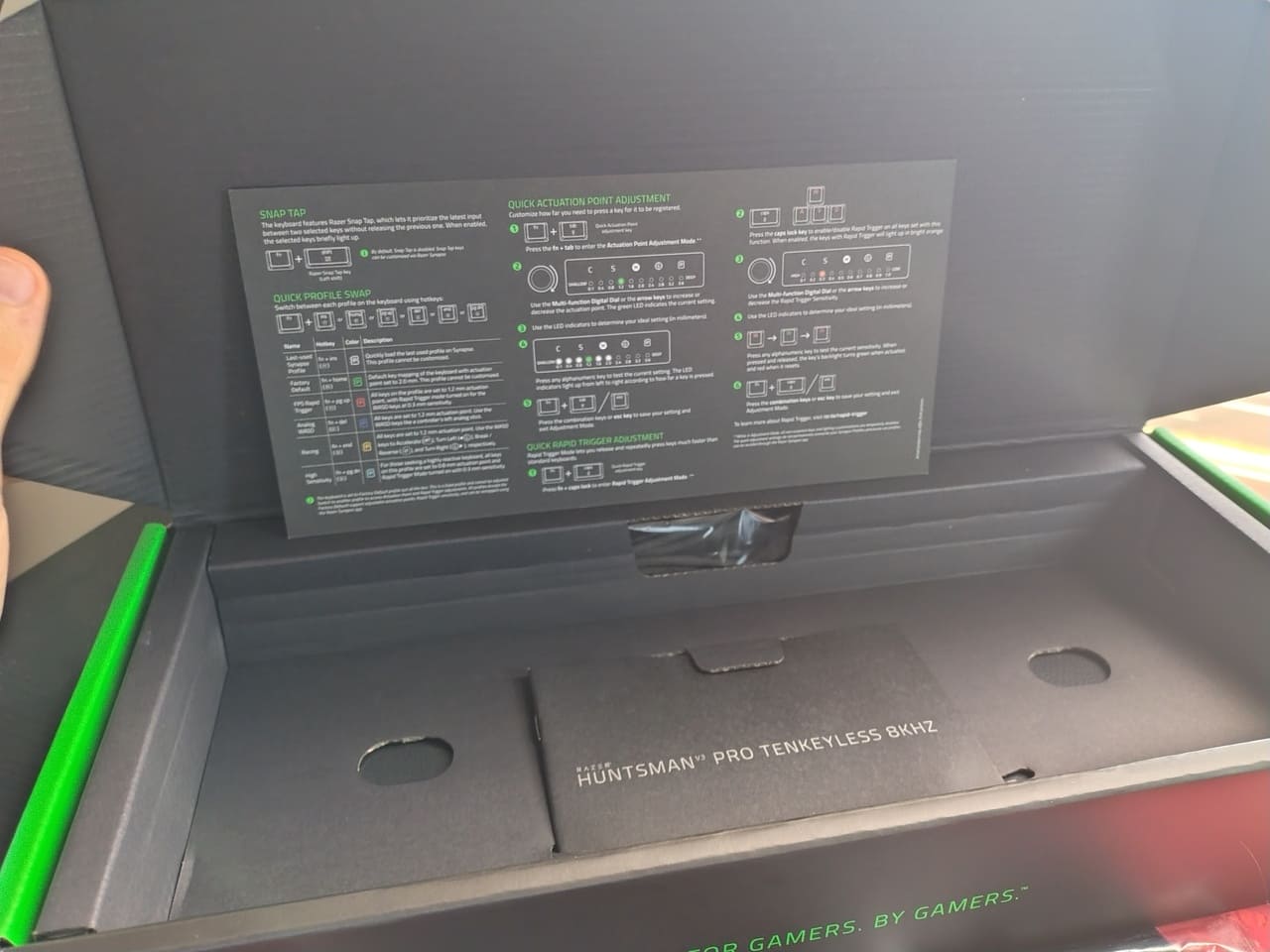 Análisis Razer Huntsman V3 Pro TKL 8K Hz — Velocidad extrema para competición