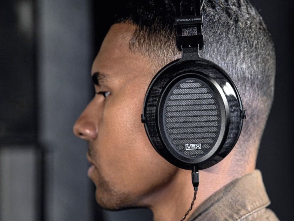 Steven Slate Audio presenta los auriculares VSX Immersion One con diafragma planar para masterización profesional