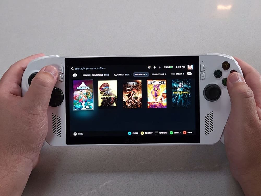 ASUS Xbox ROG Ally rinde mejor con Bazzite 43 que con Windows 11, según los benchmarks de The Phawx