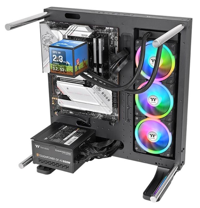 Thermaltake MINECUBE 360 Ultra: pantalla cúbica y refrigeración de precisión