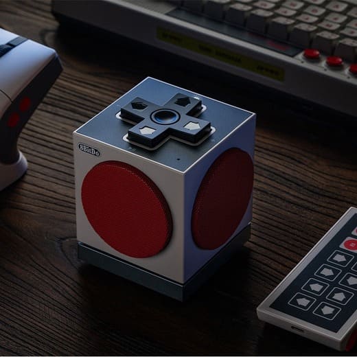 8BitDo Retro Cube 2 Speaker NES: nuevo altavoz retro con carga inalámbrica y 30 horas