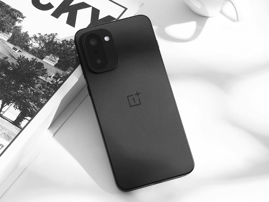OnePlus Ace 6T debuta con Snapdragon 8 Gen 5 y batería de 8.300 mAh