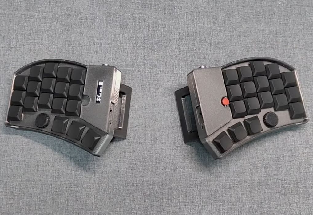 PSKeeb 5: teclado mecánico dividido con trackpoint y firmware ZMK inalámbrico