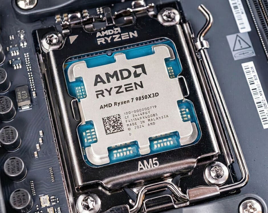 AMD Ryzen 7 9850X3D aparece en un nuevo registro con 120W de TDP